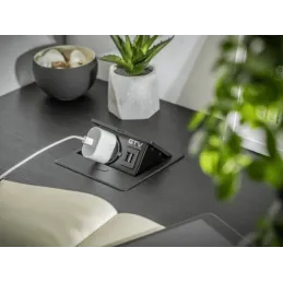 Prise électrique escamotable BOX MINI 1x230V + 2xUSB A+C / Noir