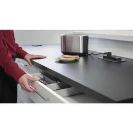 Prise électrique escamotable EVOline BackFlip FRENCH + recharge USB 1x / Imitation inox