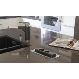Prise électrique escamotable EVOline BackFlip FRENCH + recharge USB 1x / Imitation inox