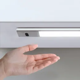 Éclairage LED sous meuble avec capteur tactile KRAUS II / Aluminium