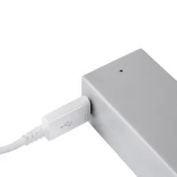 Tringle de penderie avec éclairage LED CESAR / Aluminium