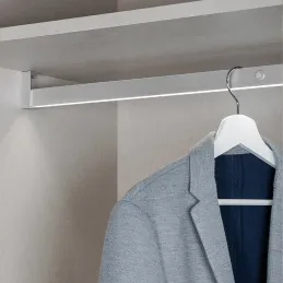 Tringle de penderie avec éclairage LED CESAR / Aluminium