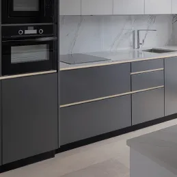 Profil de prise GOLA pour portes – L / Or brossé