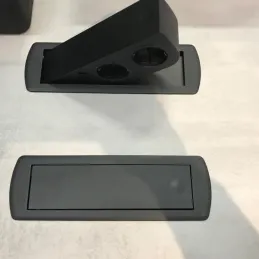 Prise électrique escamotable CIZO 2x230 + 2xUSB – SCHUKO / Noire