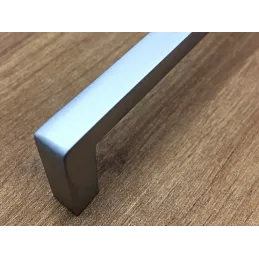 Poignée ERON / Chrome satiné