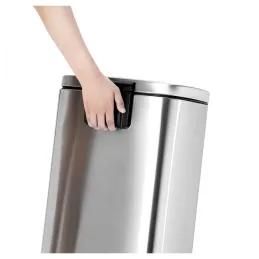 Poubelle STING à pédale 30 l / Acier inoxydable
