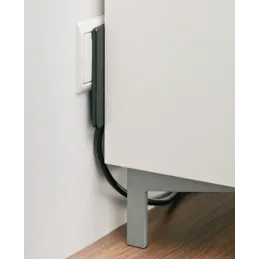 Multiprise 3× 230 V avec fiche plate SLIM SCHUKO / Noir mat
