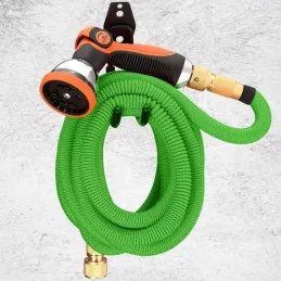 Tuyau d’arrosage flexible avec accessoires complets et support / Vert