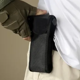 Couteau multifonction 17-en-1 / Noir