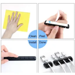 Support autocollant à 5 rangées pour câbles / Noir mat