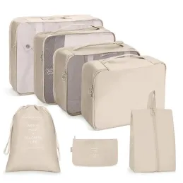 Set de voyage 7 pièces pour vêtements et cosmétiques TRAVEL / Crème