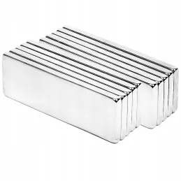 Lot de 10 aimants muraux haute résistance QUADRA / Chrome