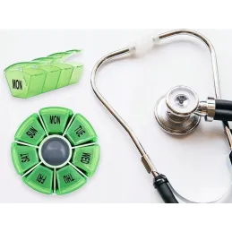 Organiseur et distributeur de médicaments exclusif HEALTH / Blanc - vert