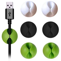 Lot de 6 attaches autocollantes pour câbles / Assortiment de couleurs