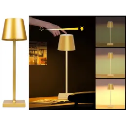 Lampe de table décorative avec allumage tactile et variateur d’intensité ZEUS / Dorée