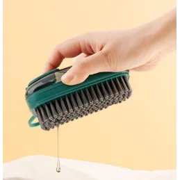 Brosse de nettoyage avec distributeur de détergent CLEARE