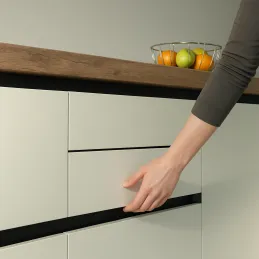 Profilé de prise pour porte OLYMP – L / Blanc mat