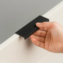 Poignée de chant CHANEL / Noir mat