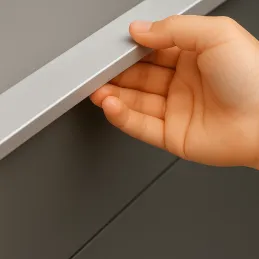 Poignée de chant CHANEL / Aluminium