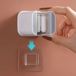 Porte-balai ou porte-serpillère autocollant LOLA / Blanc