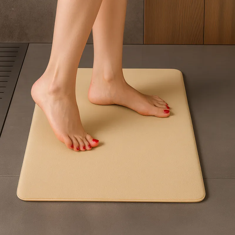Tapis de bain en mousse à mémoire de forme SANTANA 600 x 400 mm / Beige