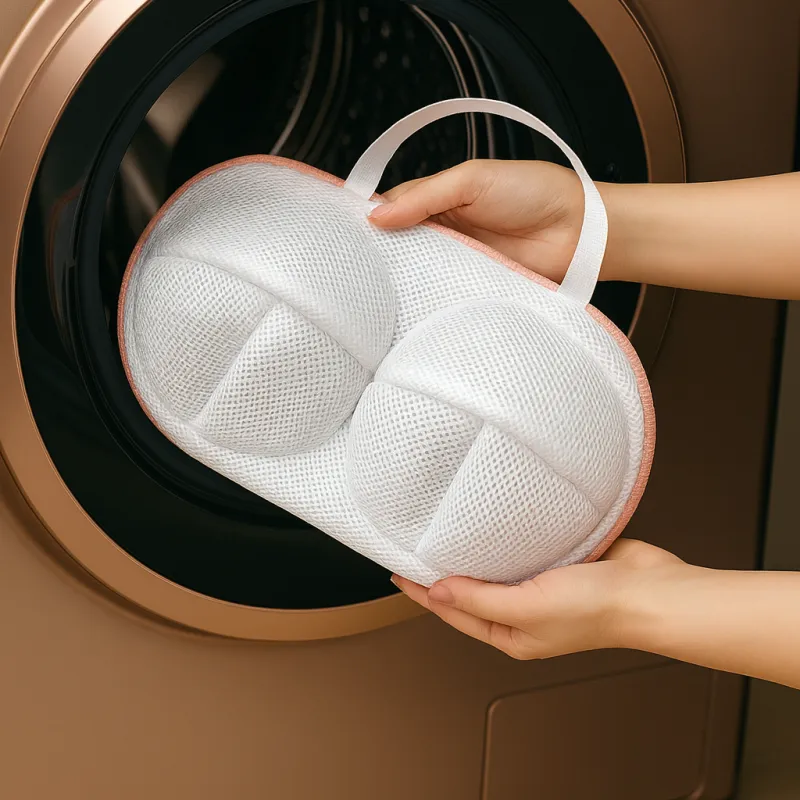 Sac pour soutiens-gorge et sous-vêtements à mettre en machine / Blanc