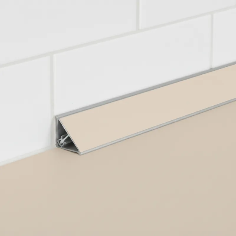 Profilé d’étanchéité KRONOSPAN 7045 RS / Champagne
