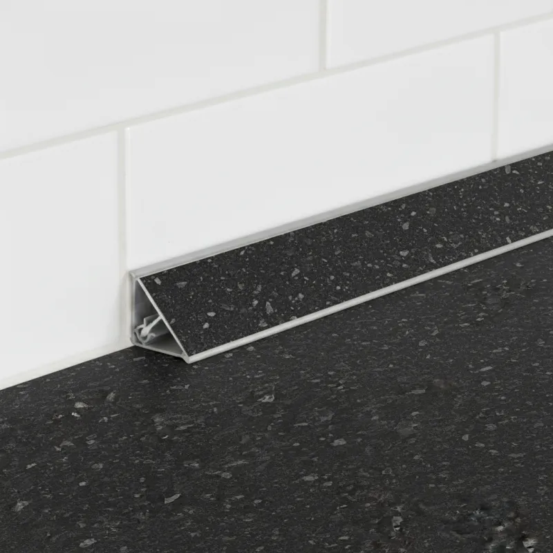 Profil d’étanchéité KRONOSPAN Flint noir mat / K210 PE