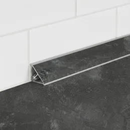 Barre d’étanchéité KRONOSPAN K205 SU / Black Concrete