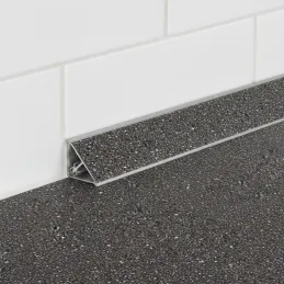 Baguette d’étanchéité KRONOSPAN Anthracite Granit / K203