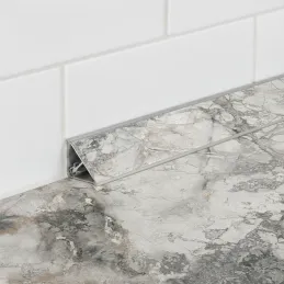 Barre d’étanchéité KRONOSPAN Marbre Iceberg Blanc / K552