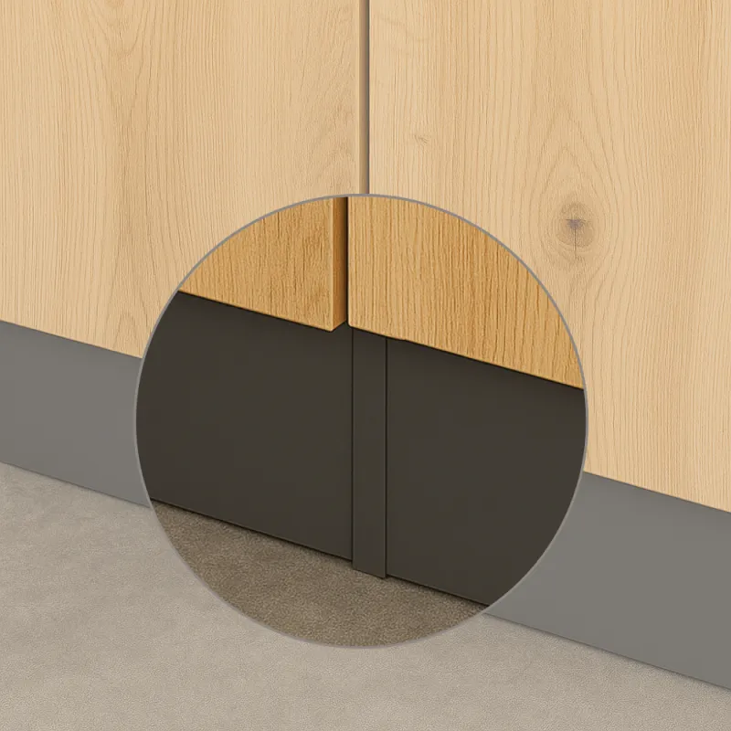 Raccord linéaire pour plinthe de cuisine en plastique / Anthracite