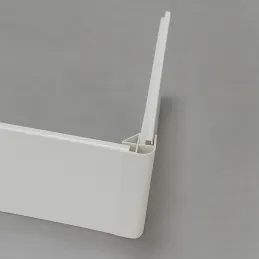 Raccord d’angle pour plinthe de cuisine en plastique / Blanc