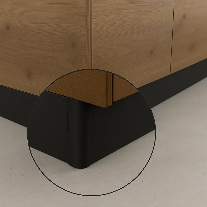 Raccord d’angle pour plinthe de cuisine en plastique / Noir