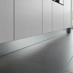 Plinthe de cuisine en plastique PAX / Aluminium brossé