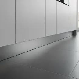 Plinthe de cuisine en plastique PAX / Acier inoxydable brossé