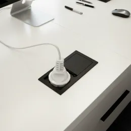 Prise électrique VersaHit Mono 1 x 230 V FRENCH / Noire