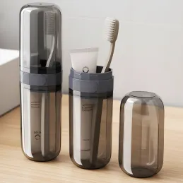 Étui de voyage transparent pour brosses à dents