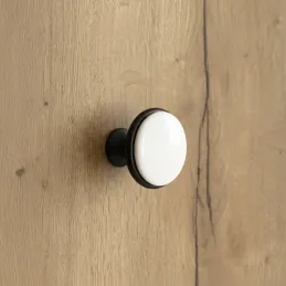 Bouton de meuble BLANCA / Noir – Porcelaine blanche
