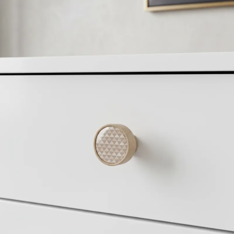 Bouton de meuble en bois ARSIA / hêtre – triangles beiges