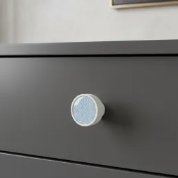 Poignée bouton en bois ARSIA / Blanc – motif sapin bleu