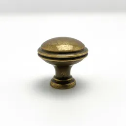 Bouton de meuble ARLES / Laiton patiné brillant