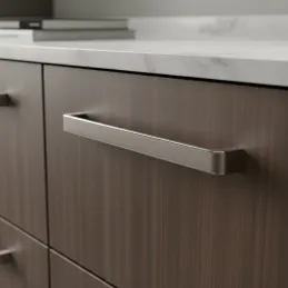 Poignée LEGRO / Inox – chrome brillant