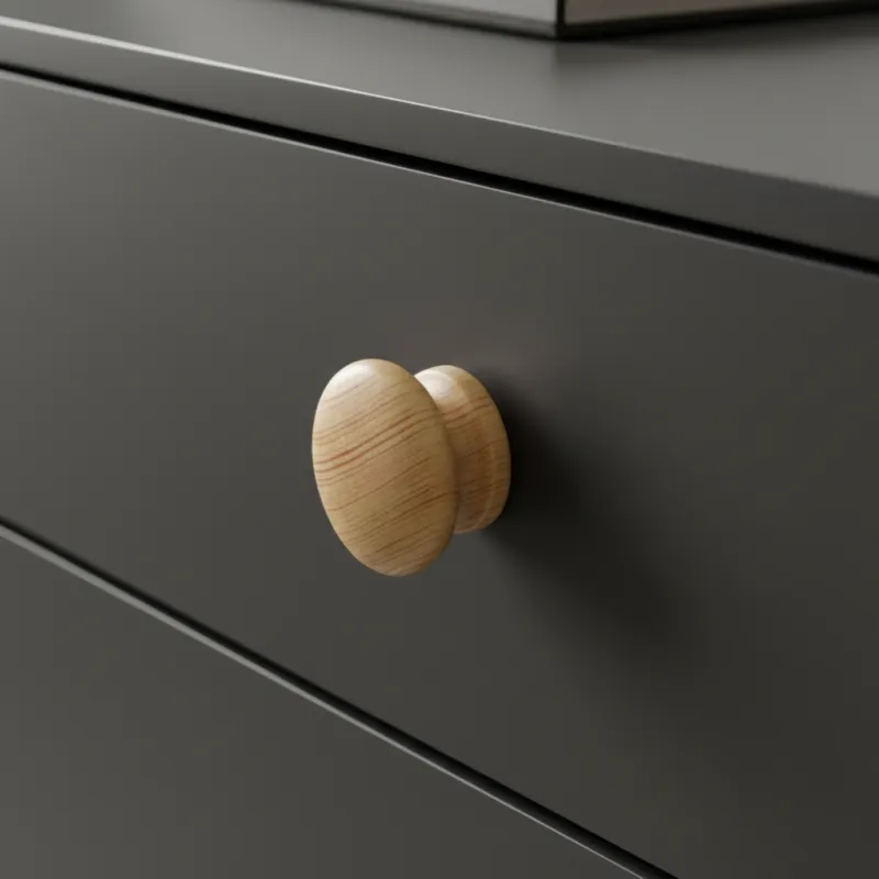 Bouton MASSIVE / Pin verni