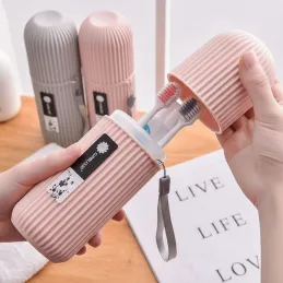 Étui de voyage pour brosses à dents / Rose