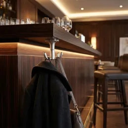 Porte-manteau rotatif TWISTER / Chrome mat