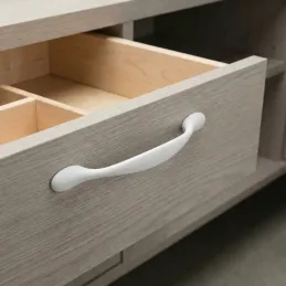 Poignée LOREN / Blanc mat
