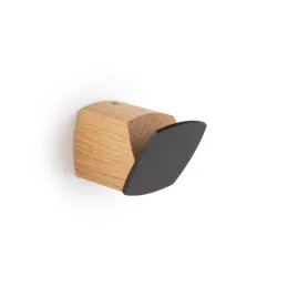 Cintre en bois exclusif LOREN / Chêne verni – noir