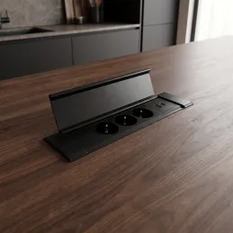 Bloc multiprise encastrable SLIM BOX SCHUKO 3× 230 V + USB / Noir mat