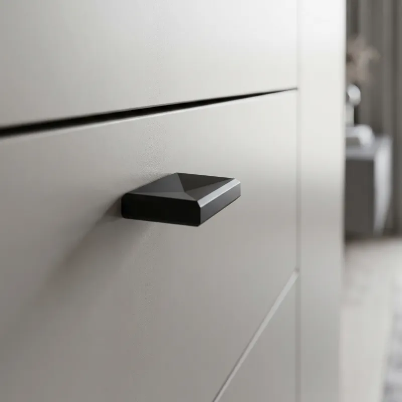 Bouton de meuble DELMAR / Noir mat